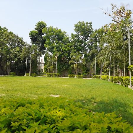 Ashoka Resort & Banquets Begusarai Buitenkant foto