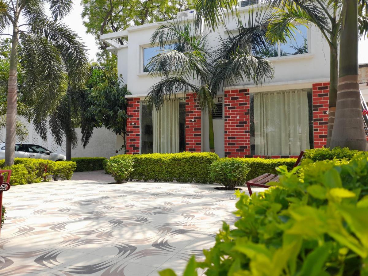 Ashoka Resort & Banquets Begusarai Buitenkant foto